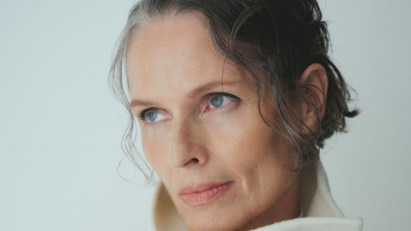 11 Best Concealers for Mature Skin for Smooth, Bright Coverage